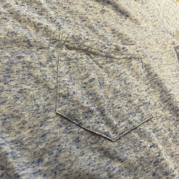 divided t-shirt - Picture 3 of 3